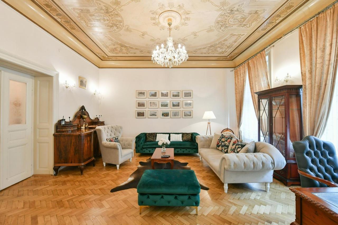 براغ Stunning Charles Bridge Apartment المظهر الخارجي الصورة